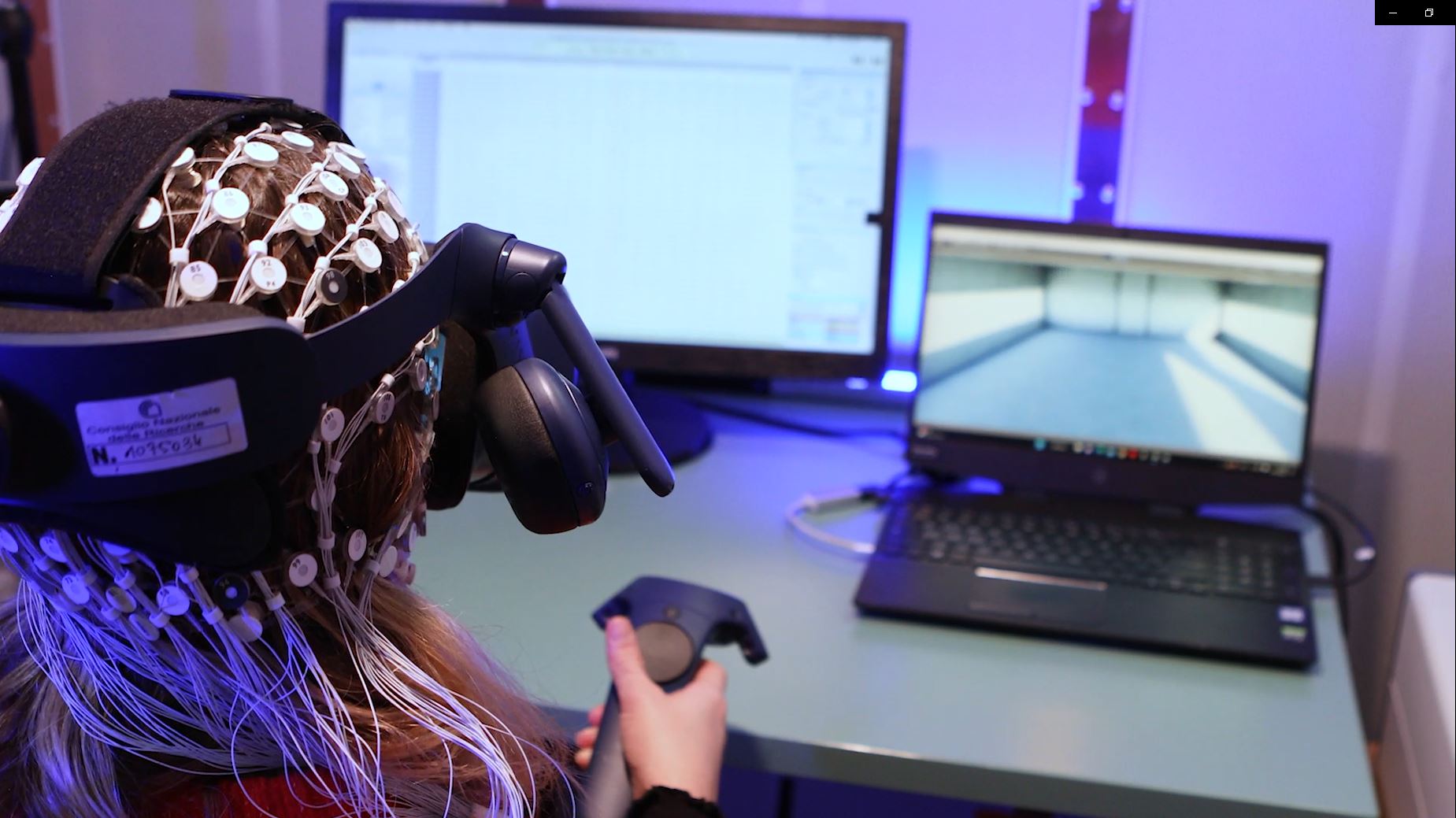 Lo spazio delle relazioni - EEG measurments in VR
